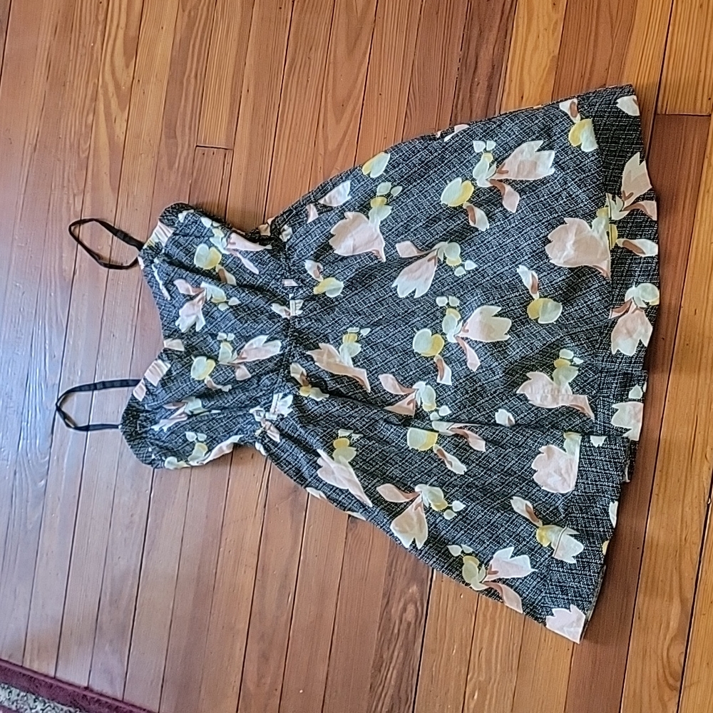 Women's dress